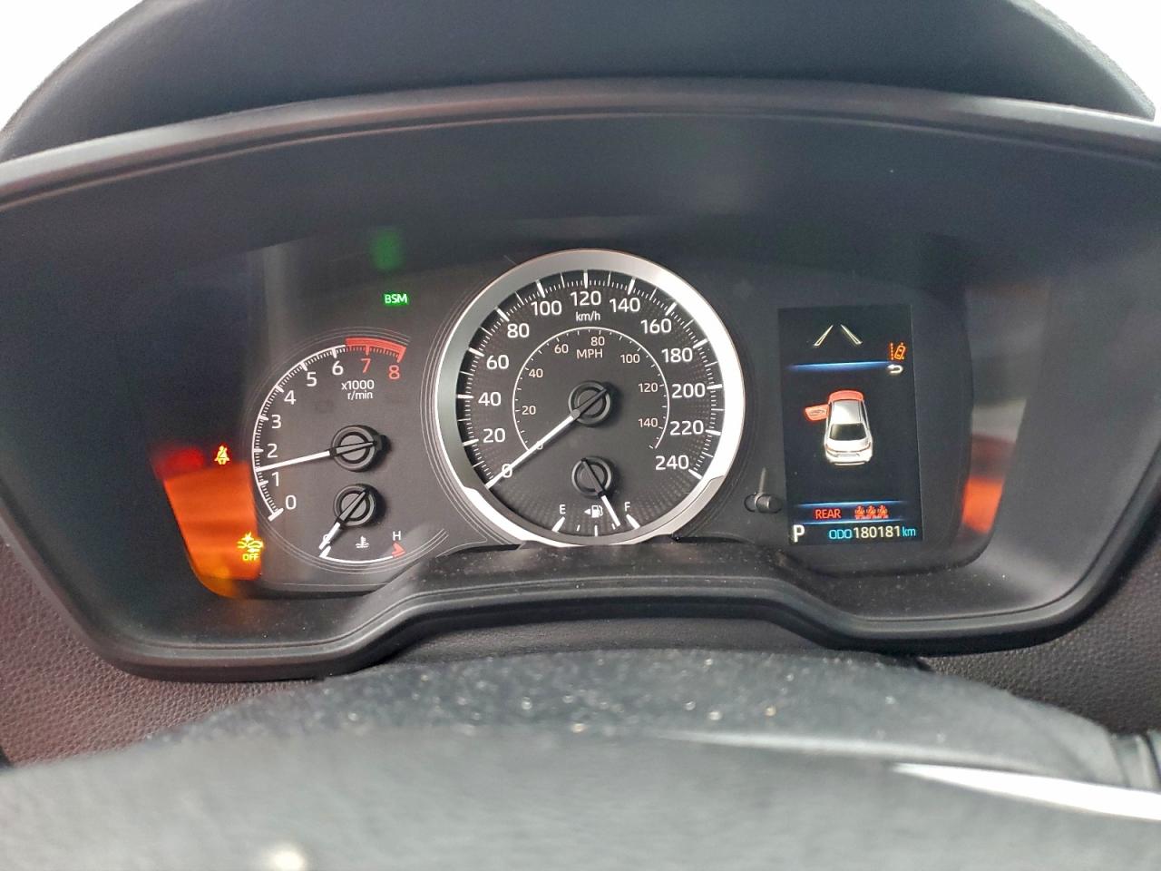 2020 TOYOTA COROLLA LE photo 17