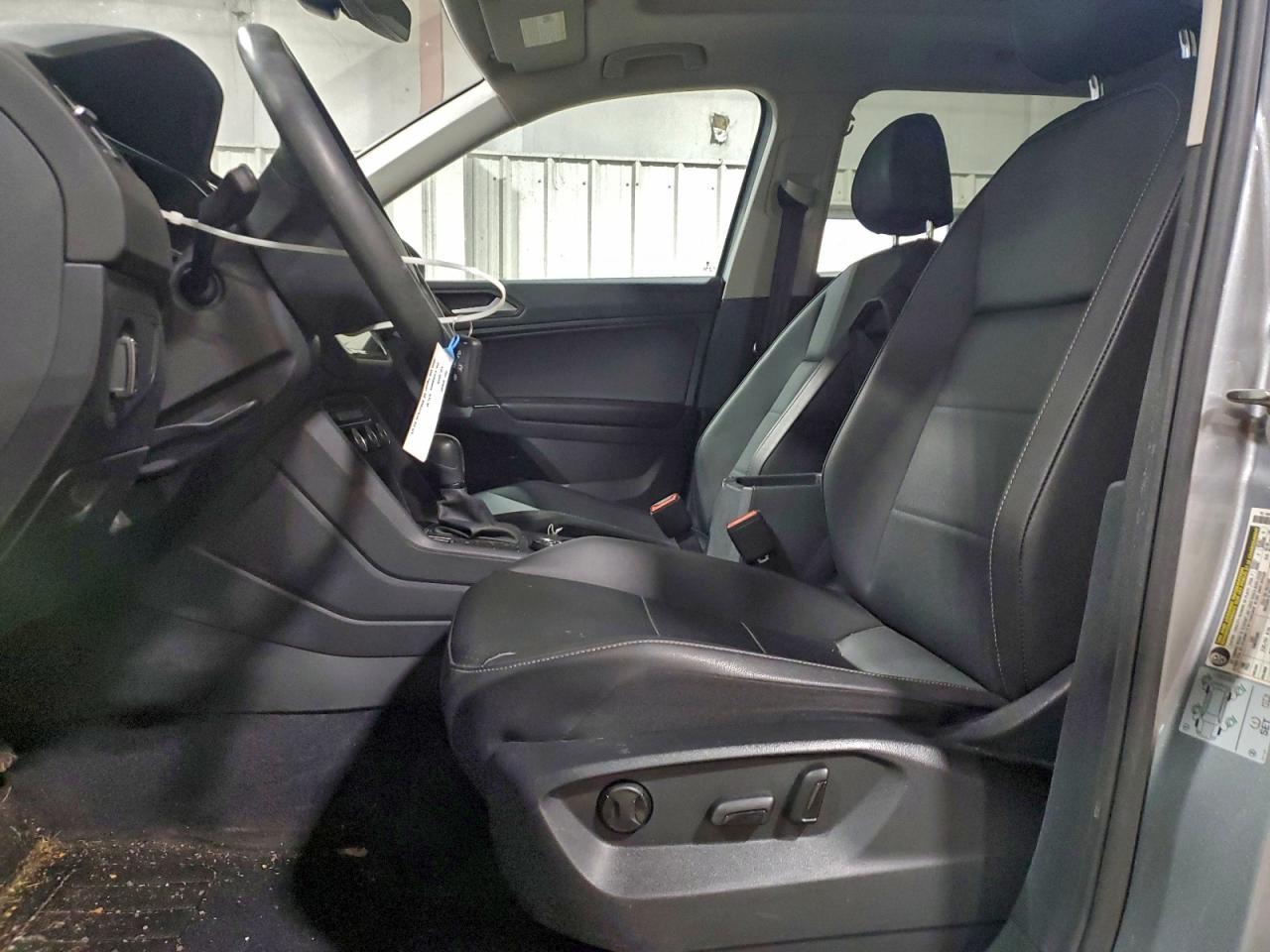 2020 VOLKSWAGEN TIGUAN SE photo 13
