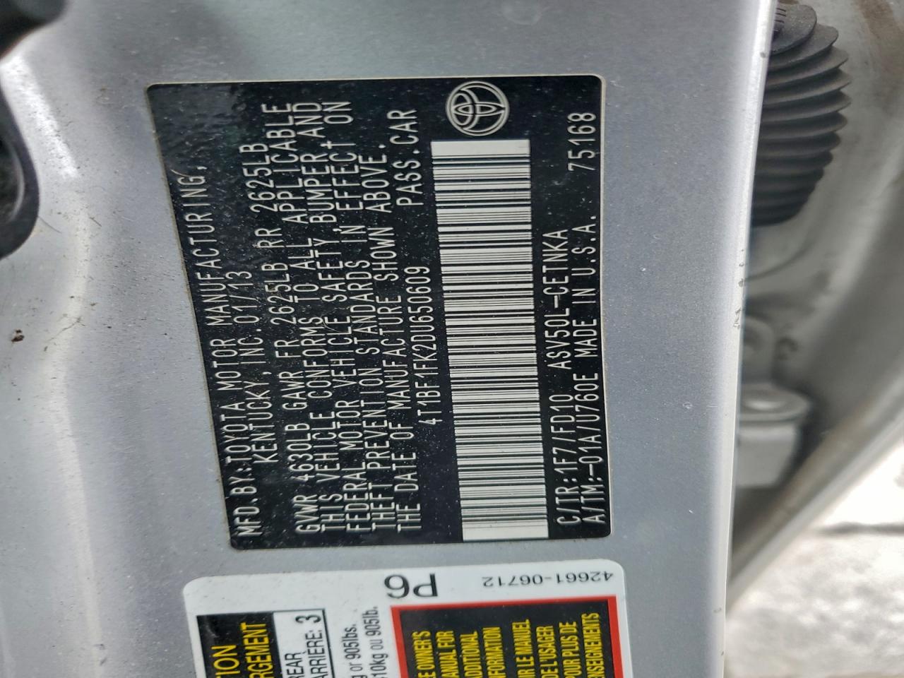 2013 TOYOTA CAMRY L photo 12