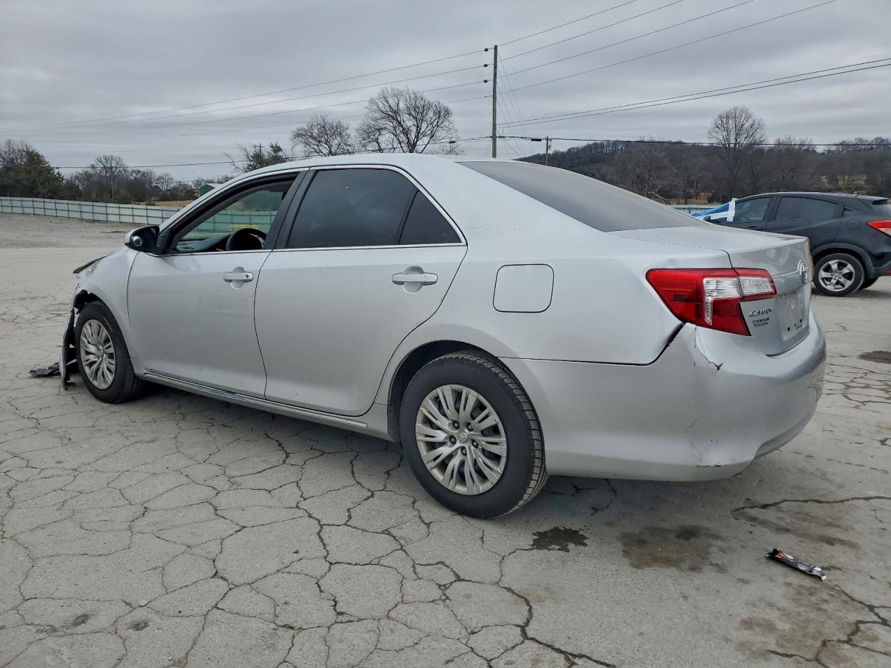 2013 TOYOTA CAMRY L photo 2