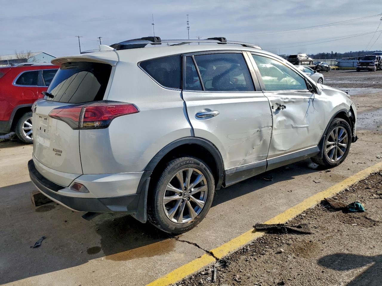 2017 TOYOTA RAV4 LIMITED photo 7