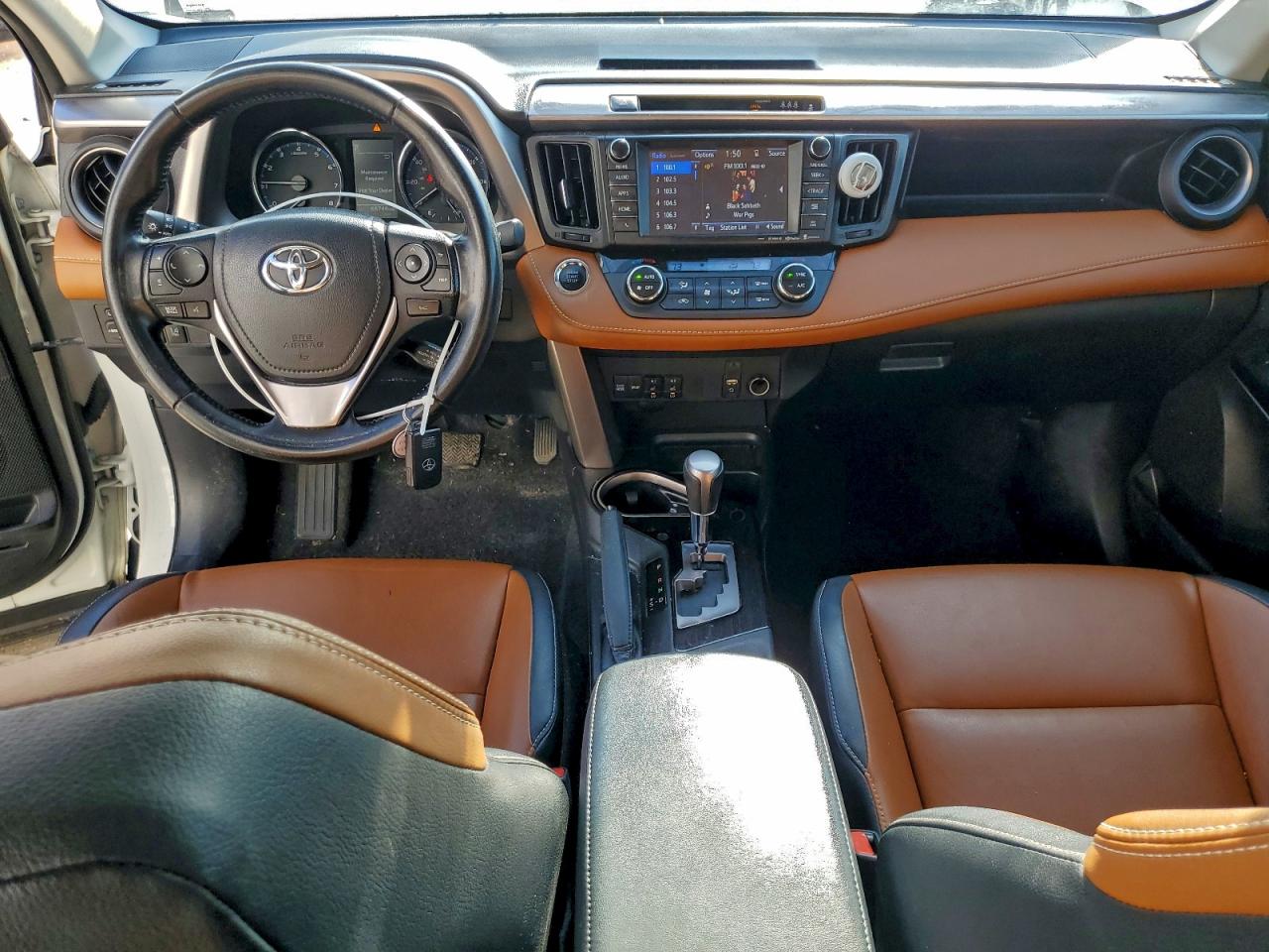 2017 TOYOTA RAV4 LIMITED photo 22
