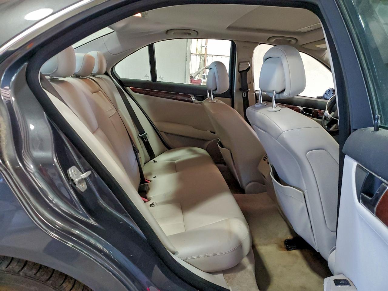 2010 MERCEDES-BENZ C 300 4MATIC photo 10