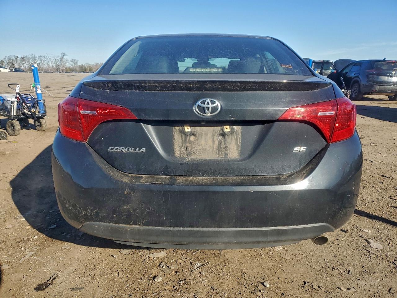 2017 TOYOTA COROLLA L photo 11