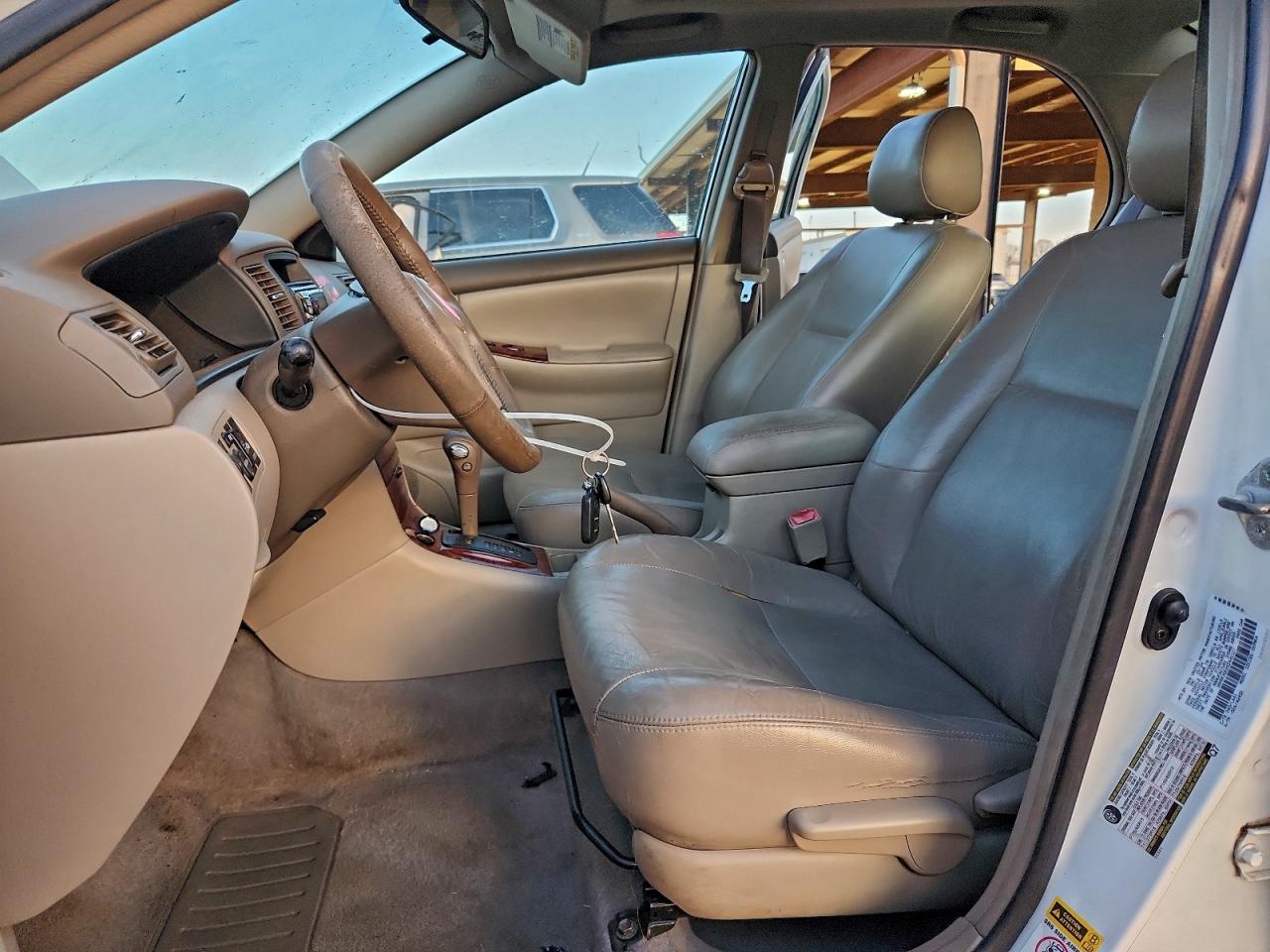 2005 TOYOTA COROLLA CE photo 7