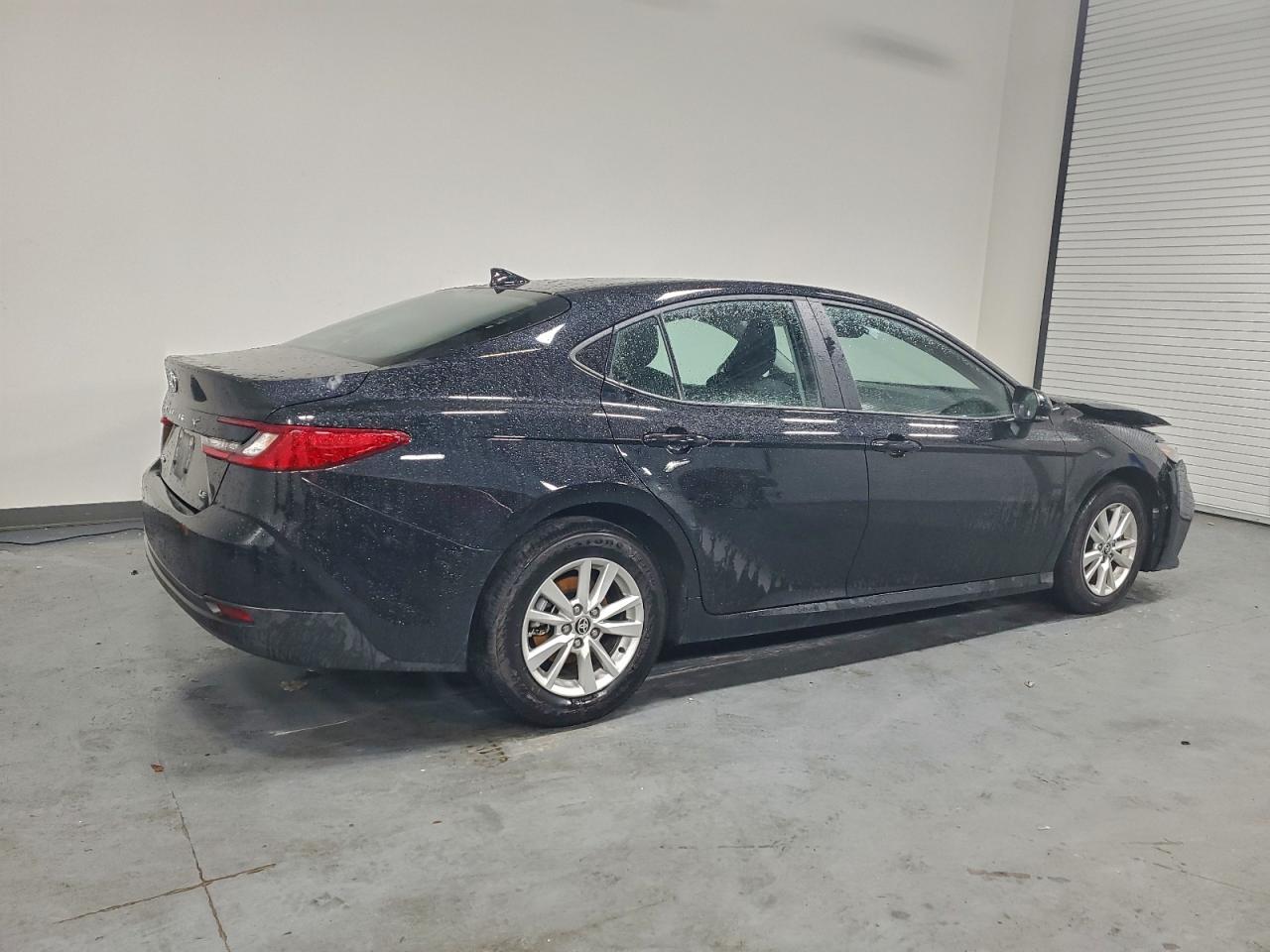 2025 TOYOTA CAMRY XSE photo 5