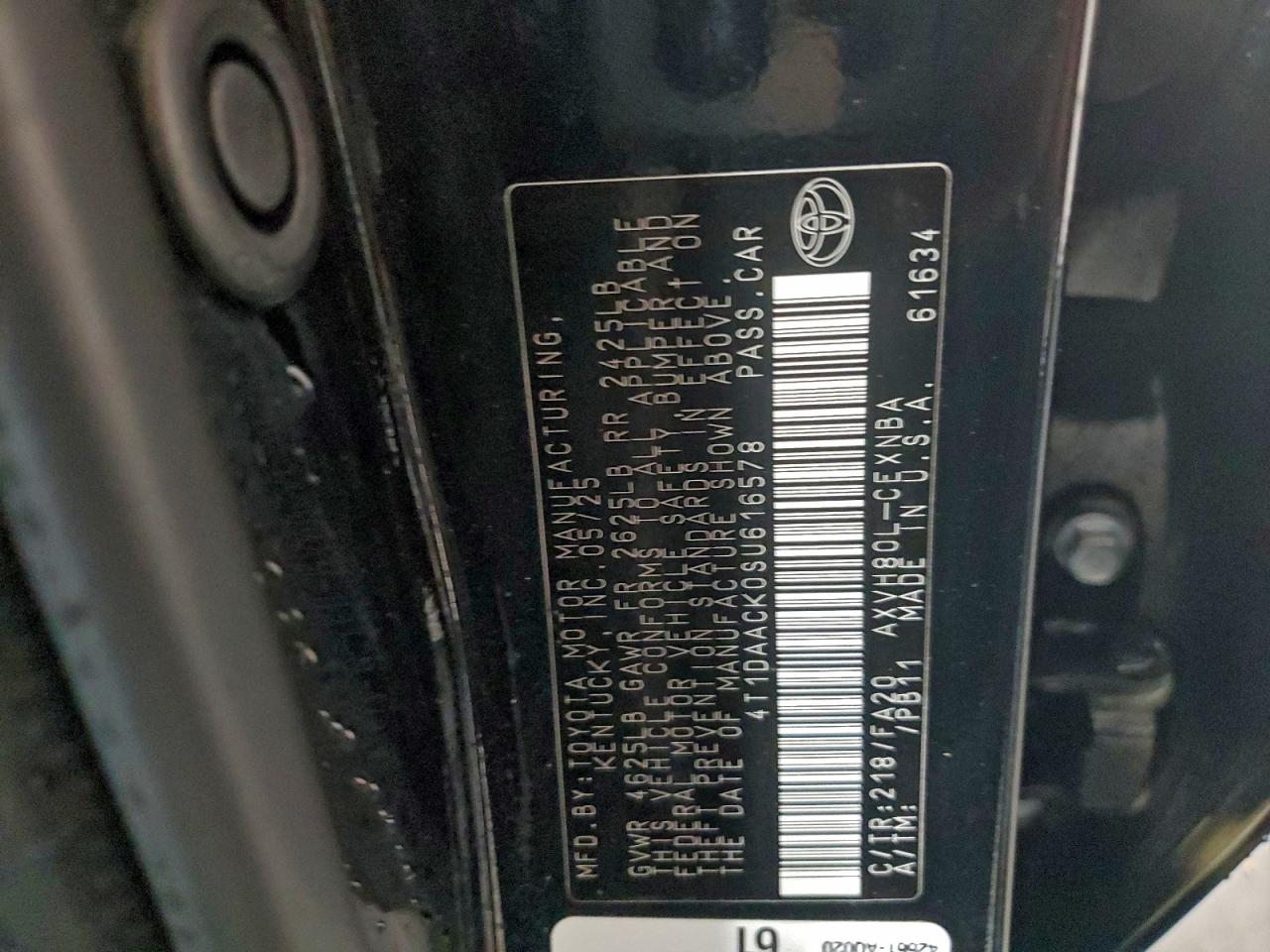 2025 TOYOTA CAMRY XSE photo 23