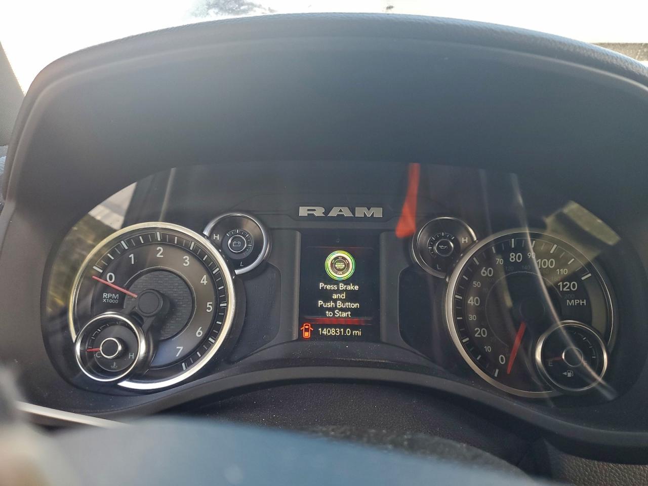 2019 RAM 1500 BIG HORN photo 17