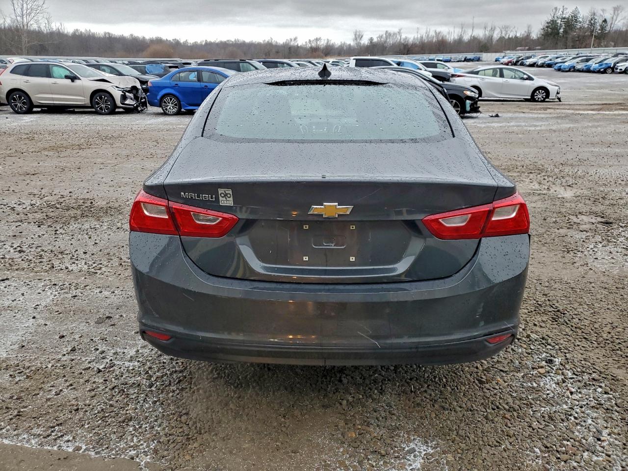 2017 CHEVROLET MALIBU LS photo 6
