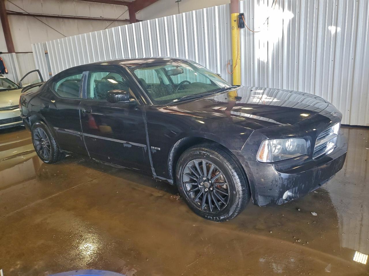 2010 DODGE CHARGER R/T photo 4