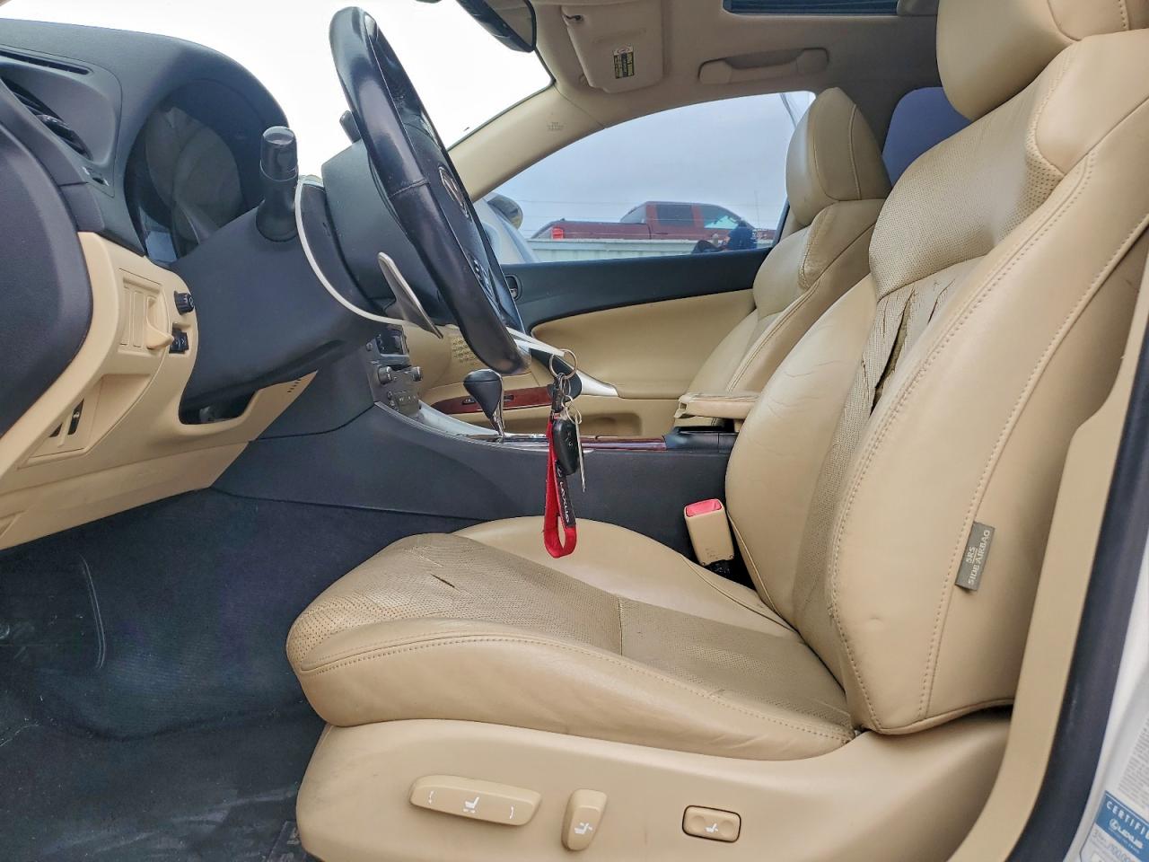 2008 LEXUS IS 250 photo 7