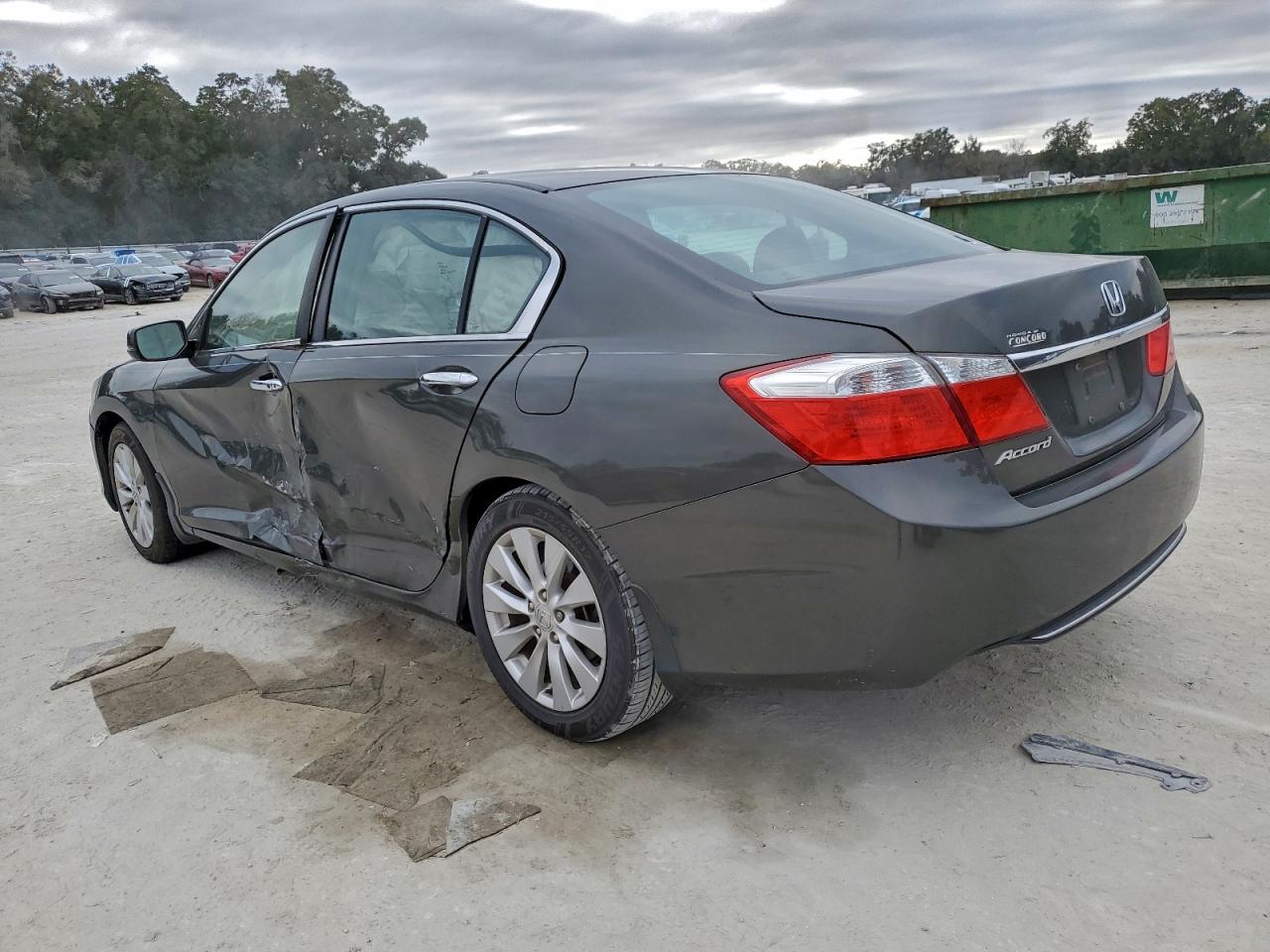 2013 HONDA ACCORD EX photo 2