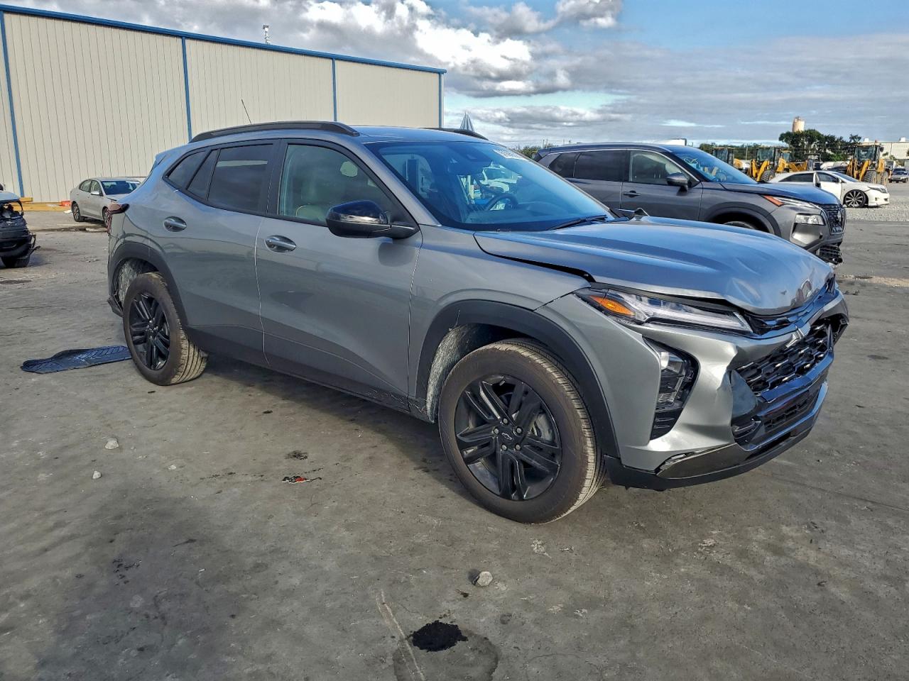 2025 CHEVROLET TRAX ACTIV photo 4