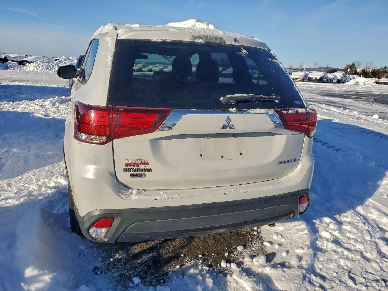 2018 MITSUBISHI OUTLANDER SE photo 11