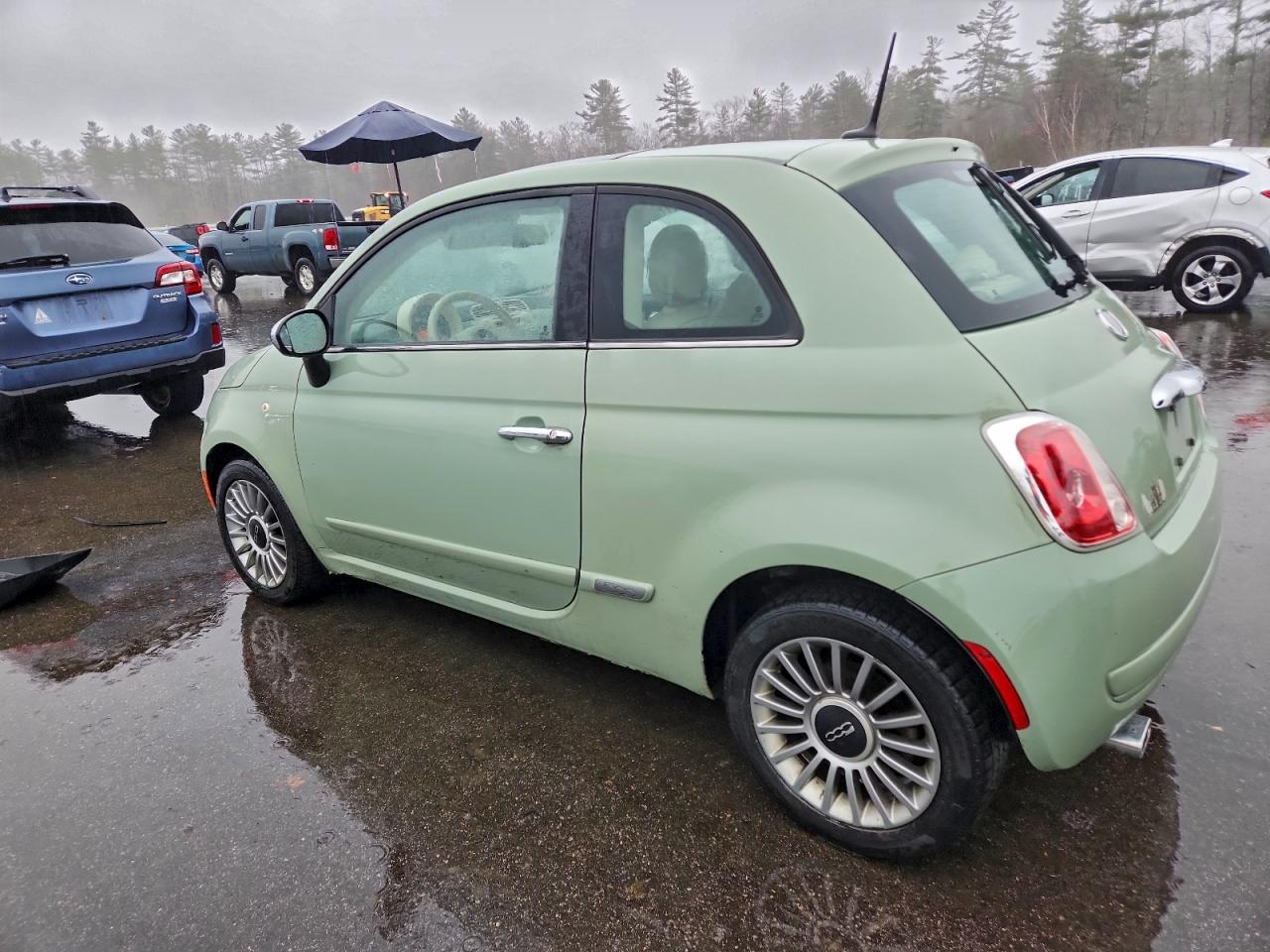 2012 FIAT 500 LOUNGE photo 3