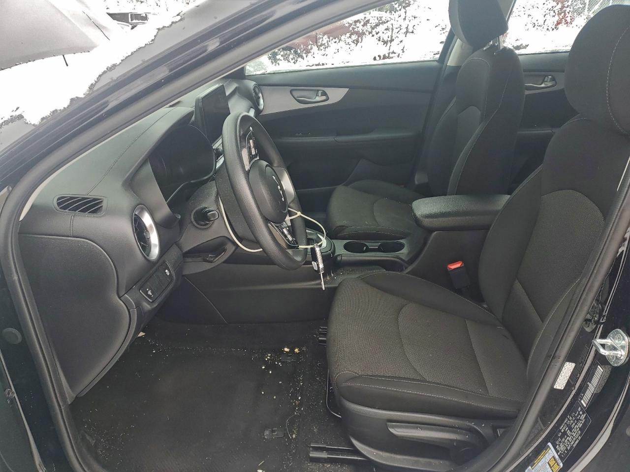2023 KIA FORTE LX photo 7