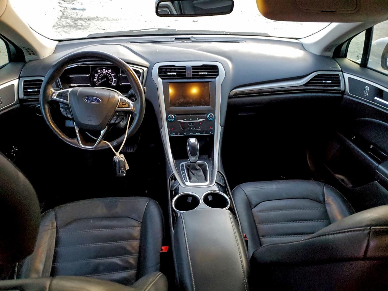 2013 FORD FUSION SE photo 29
