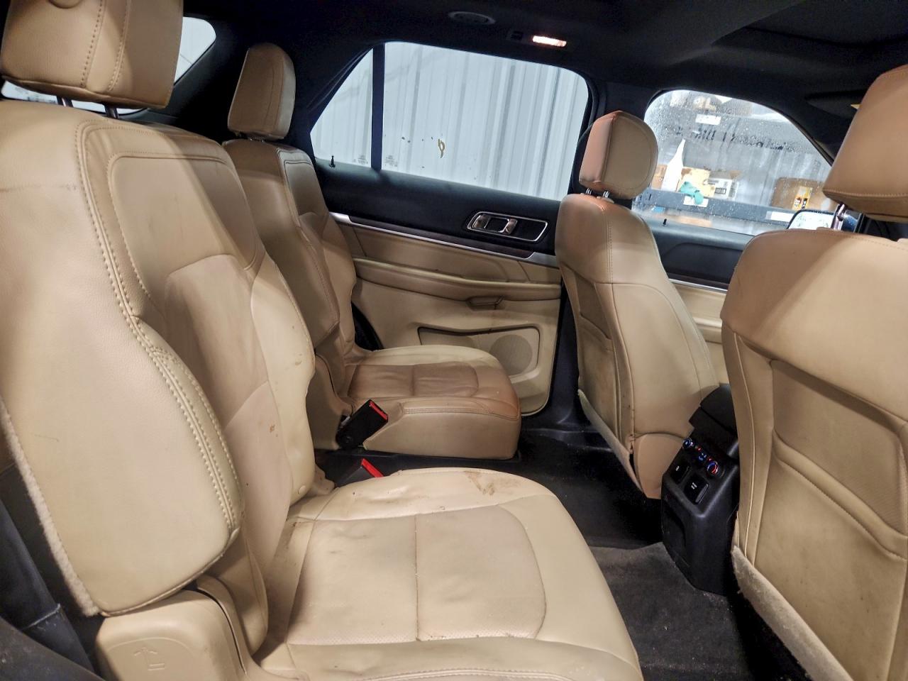 2017 FORD EXPLORER LIMITED photo 31