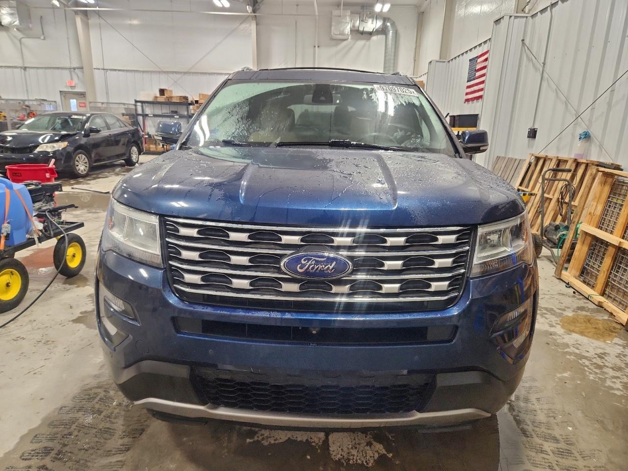 2017 FORD EXPLORER LIMITED photo 13