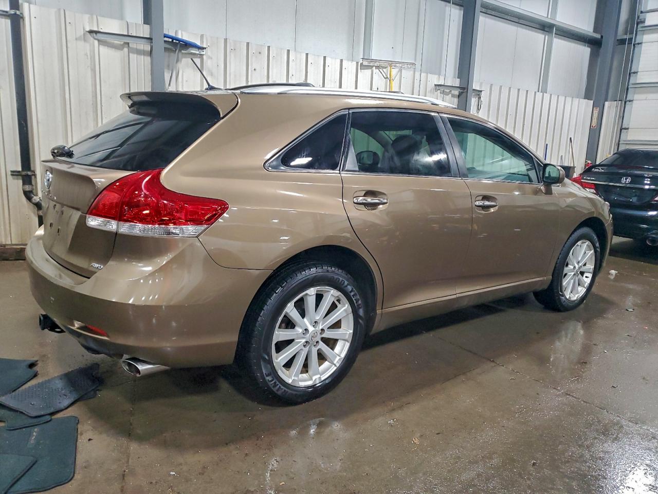 2009 TOYOTA VENZA photo 5