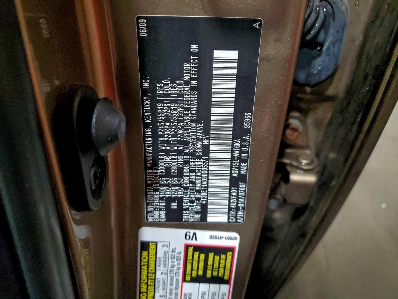 2009 TOYOTA VENZA photo 25