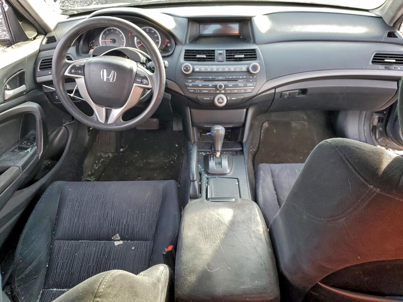 2012 HONDA ACCORD LX photo 8