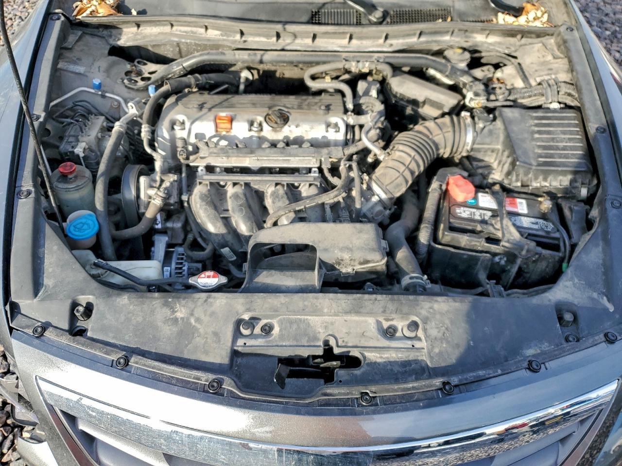 2012 HONDA ACCORD LX photo 11