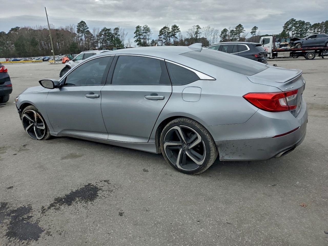 2020 HONDA ACCORD SPORT photo 2