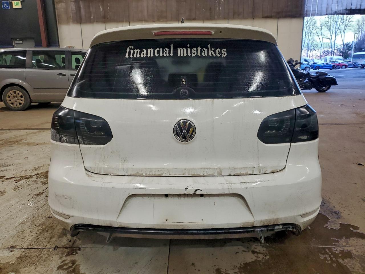 2011 VOLKSWAGEN GTI photo 16
