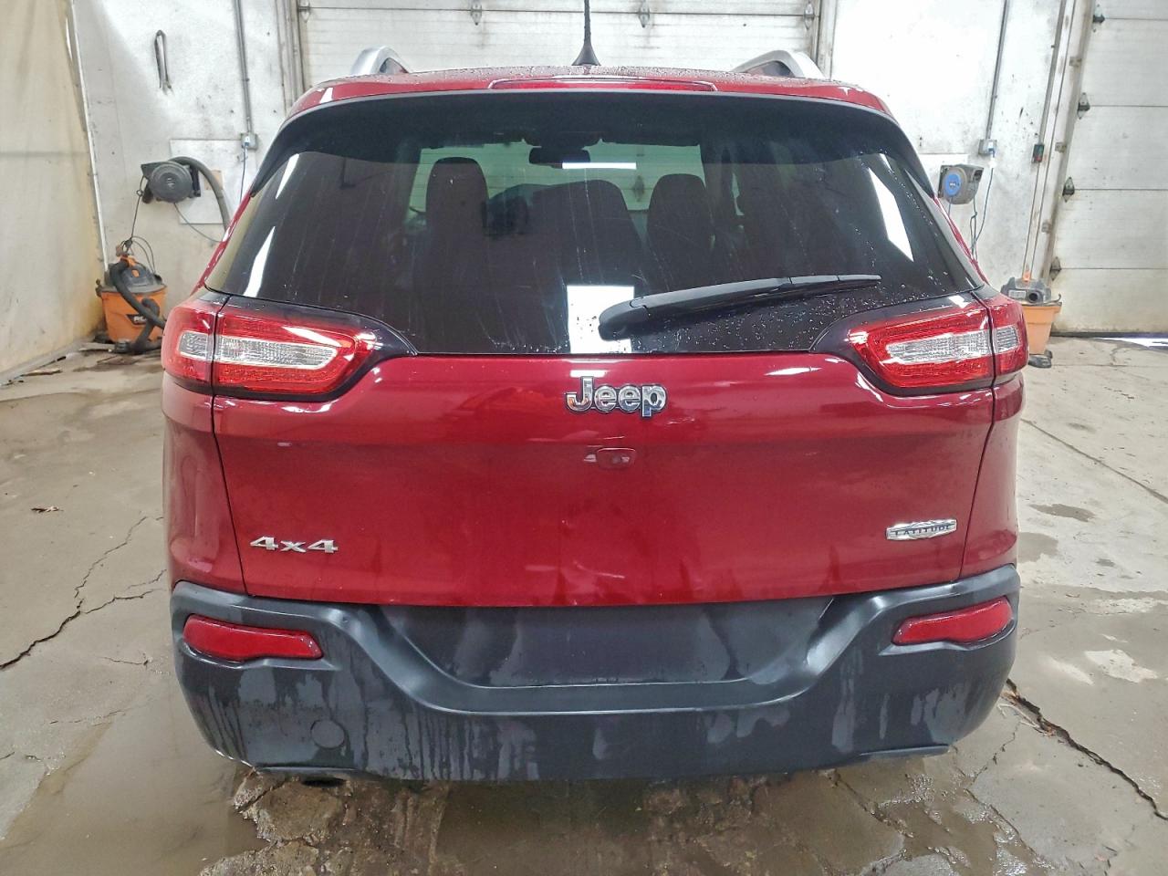 2017 JEEP CHEROKEE LATITUDE photo 11