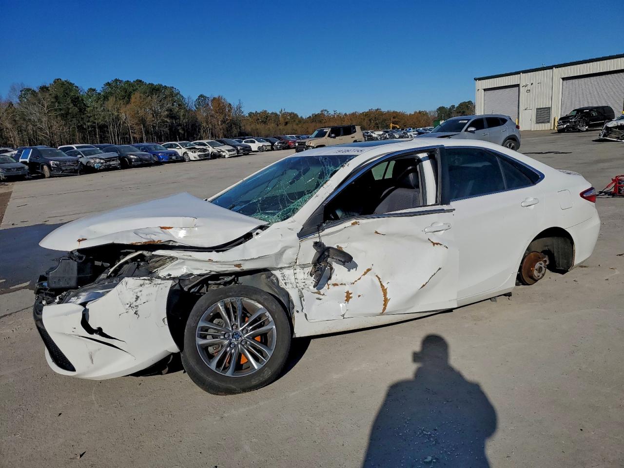2015 TOYOTA CAMRY
