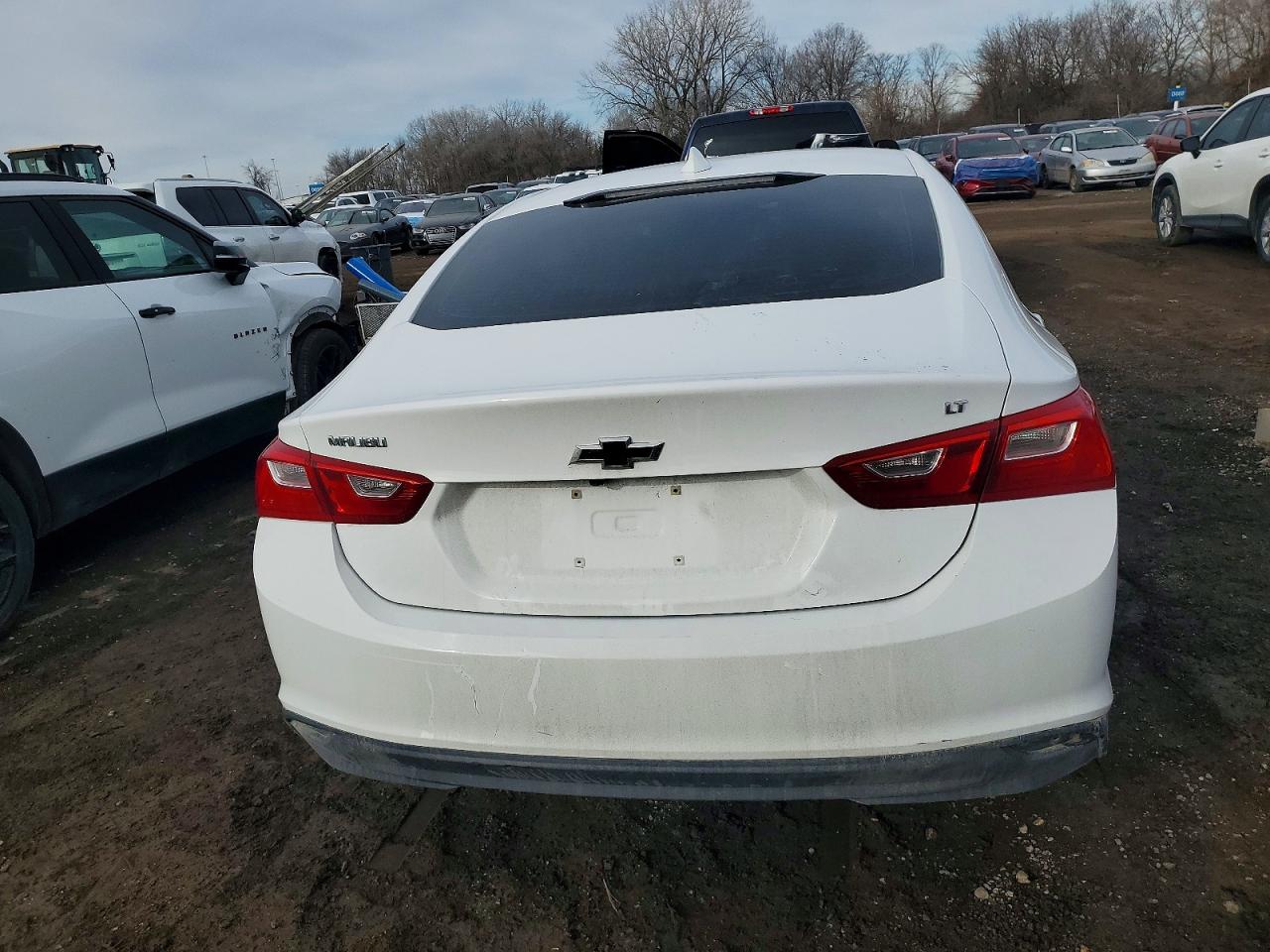 2018 CHEVROLET MALIBU LT photo 16