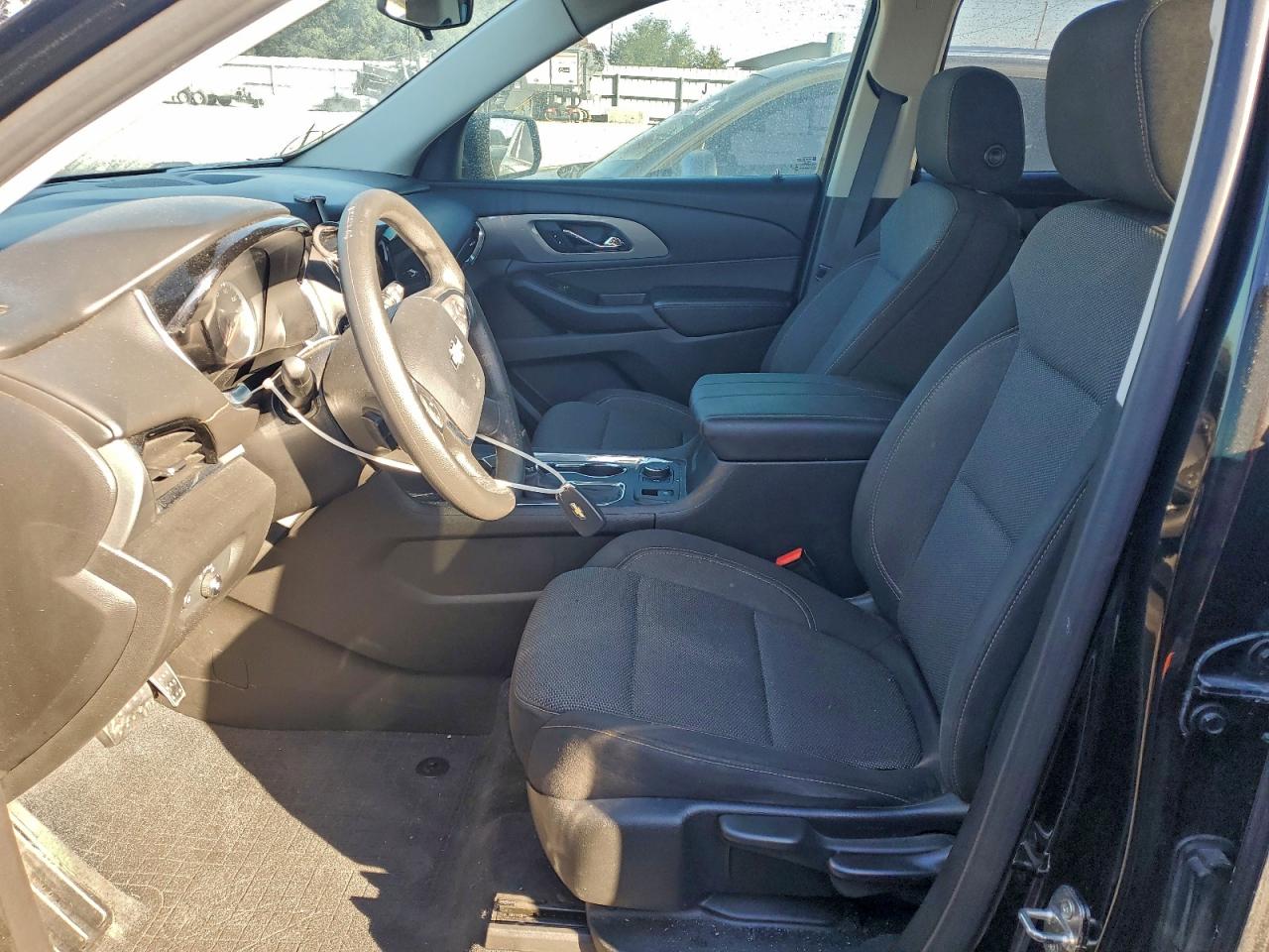 2020 CHEVROLET TRAVERSE LS photo 7
