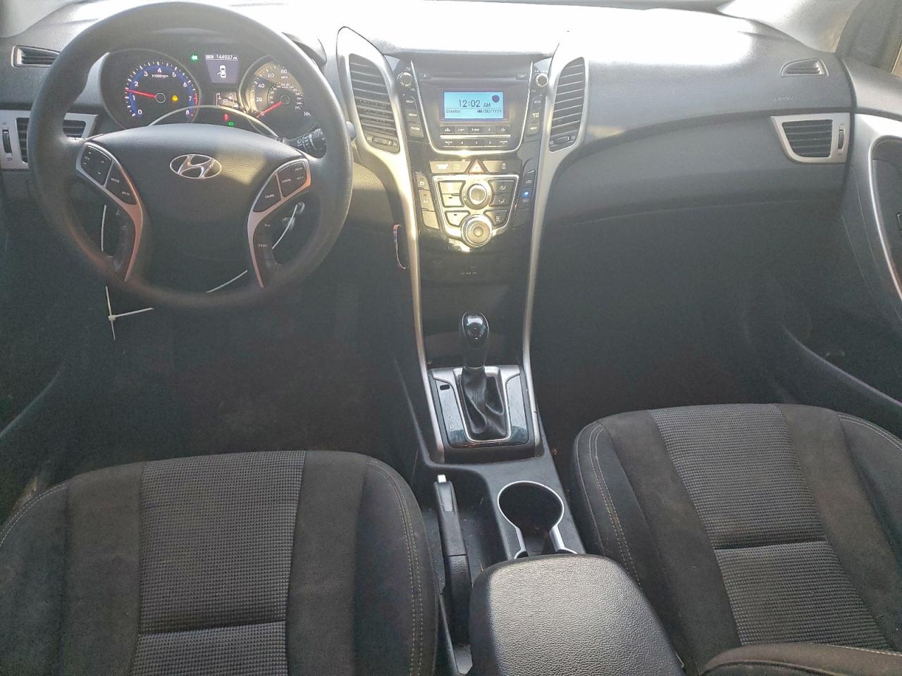 2017 HYUNDAI ELANTRA GT photo 15