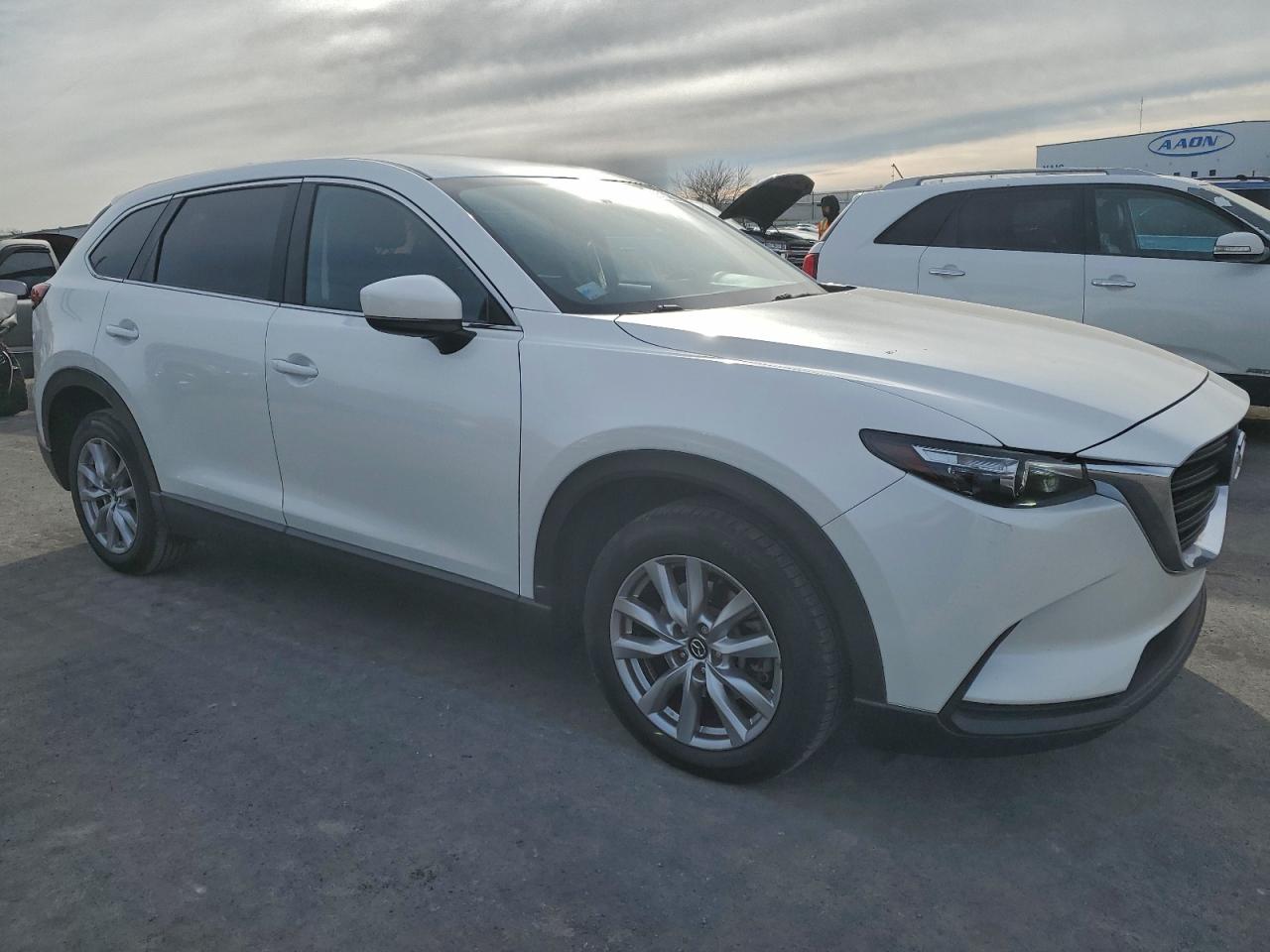 2016 MAZDA CX-9 TOURING photo 4