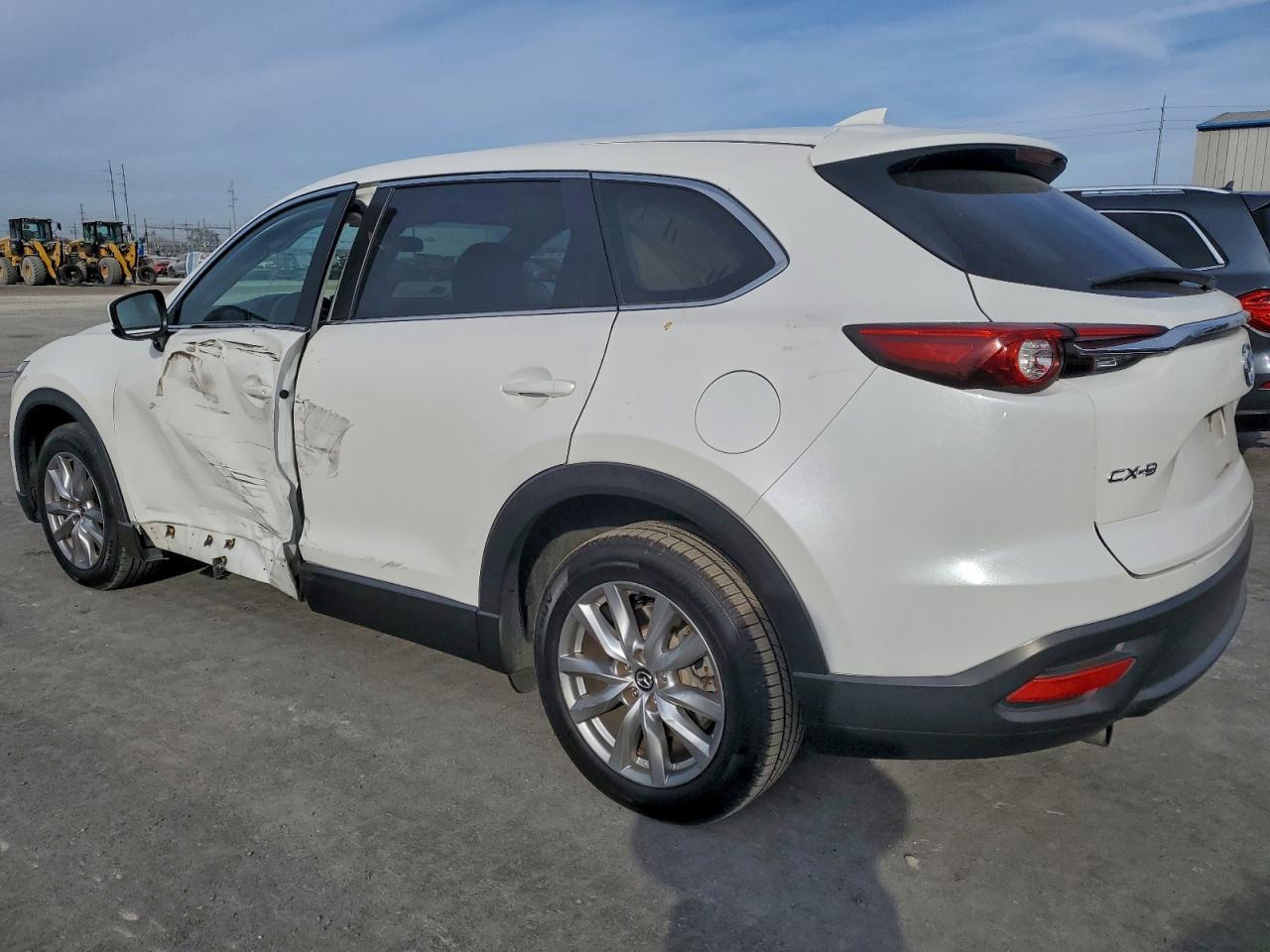 2016 MAZDA CX-9 TOURING photo 2