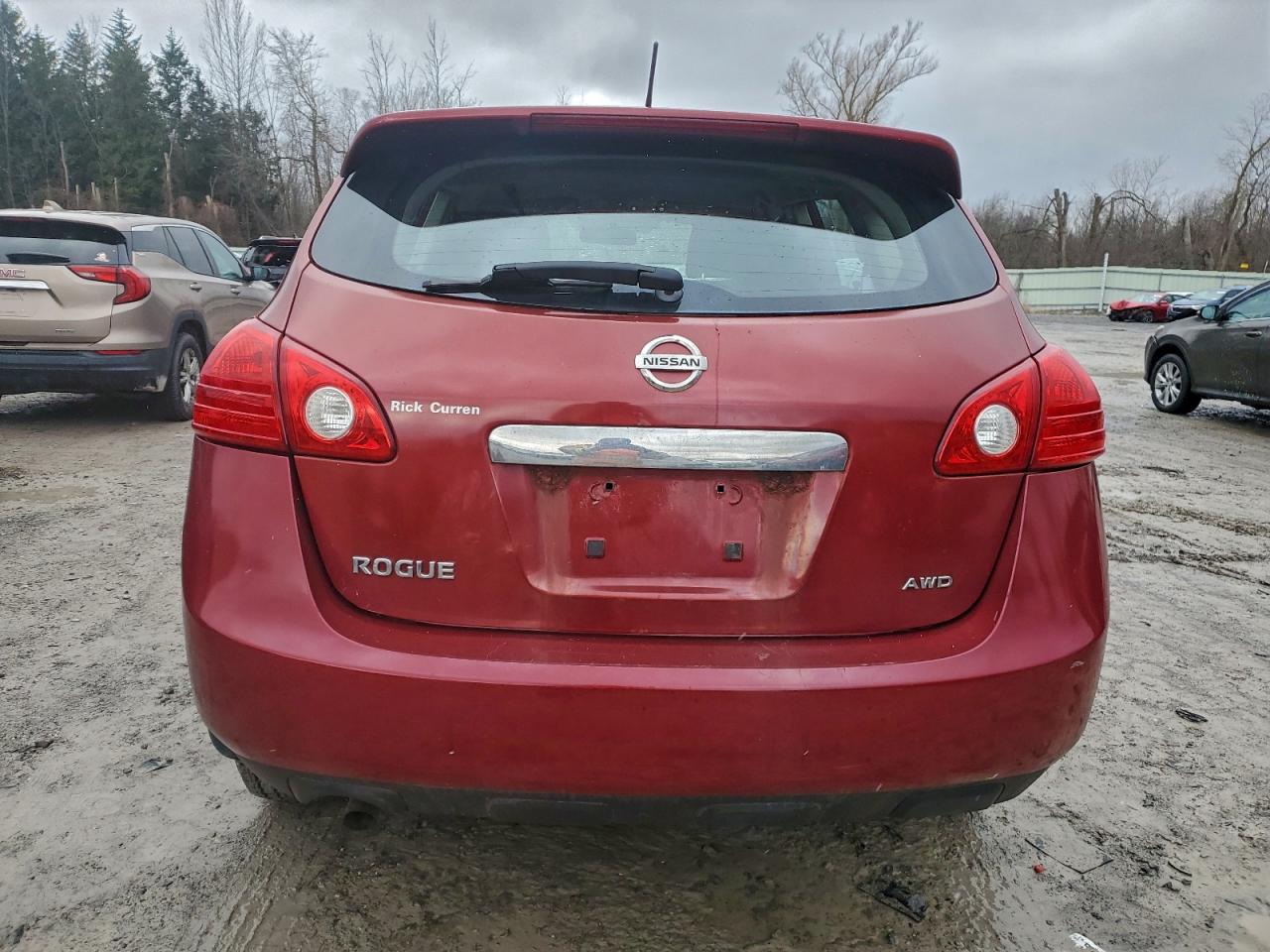 2013 NISSAN ROGUE S photo 11
