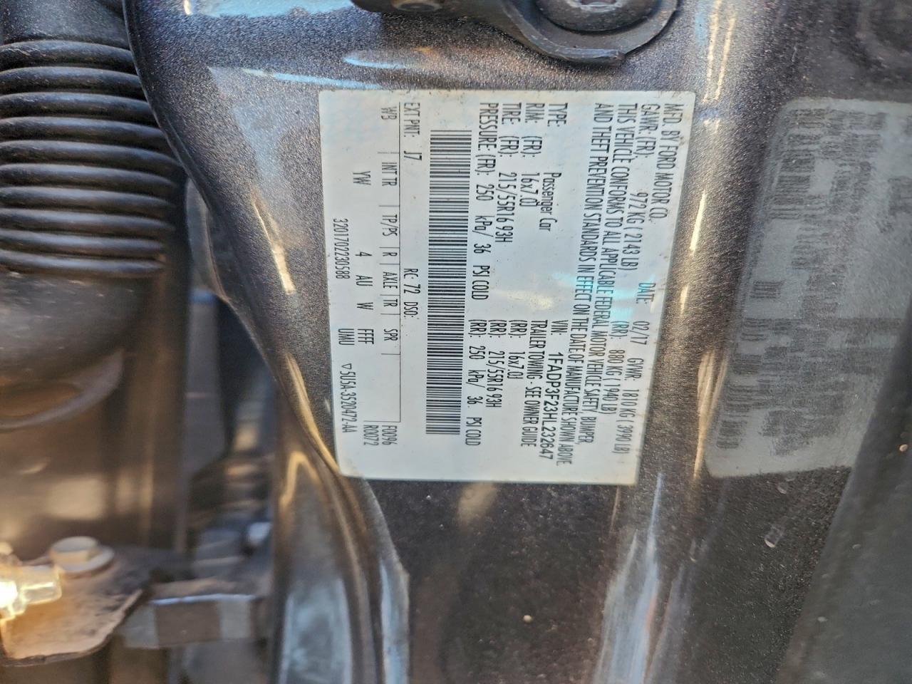 2017 FORD FOCUS SE photo 23