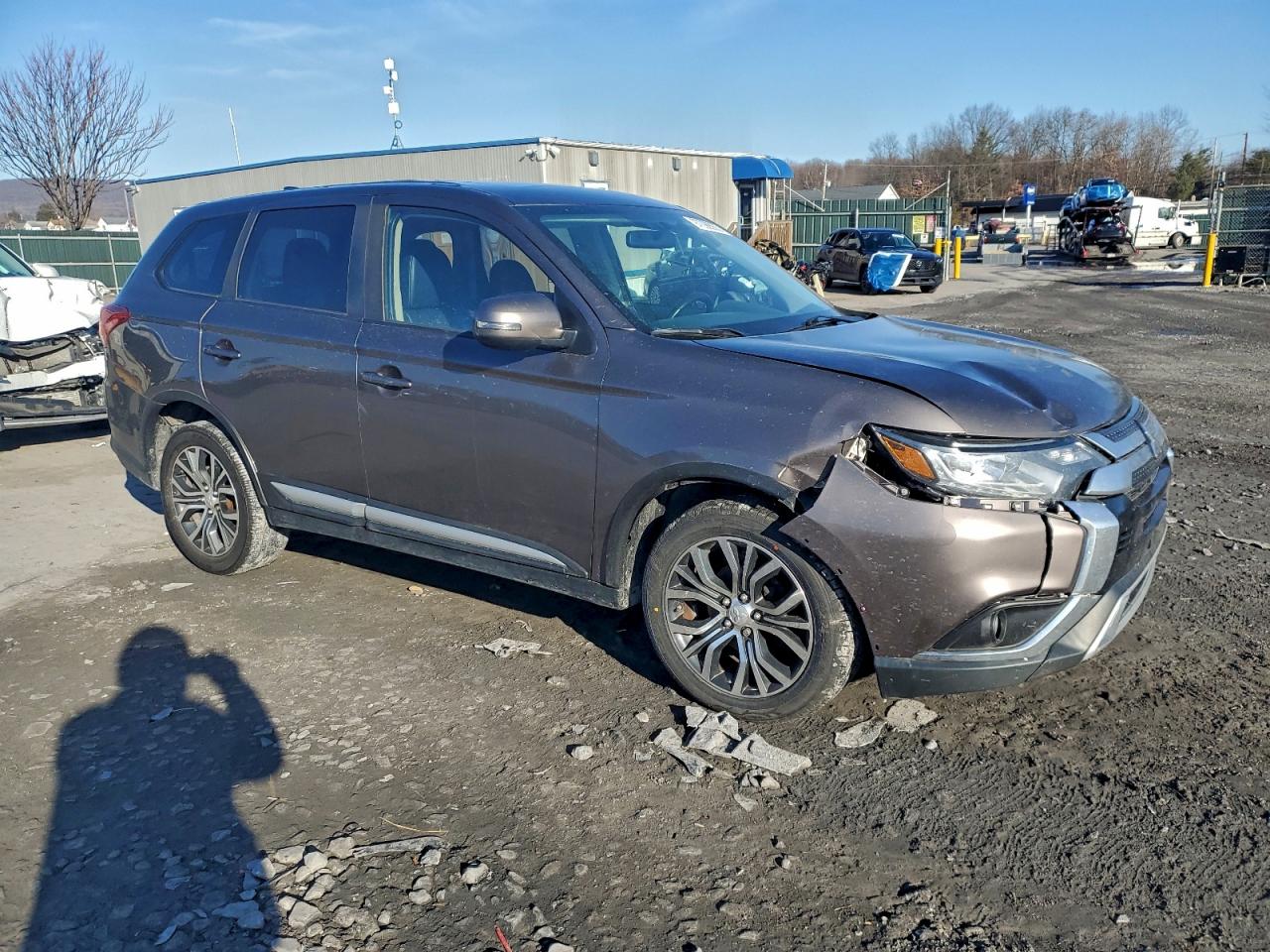 2019 MITSUBISHI OUTLANDER SE photo 4