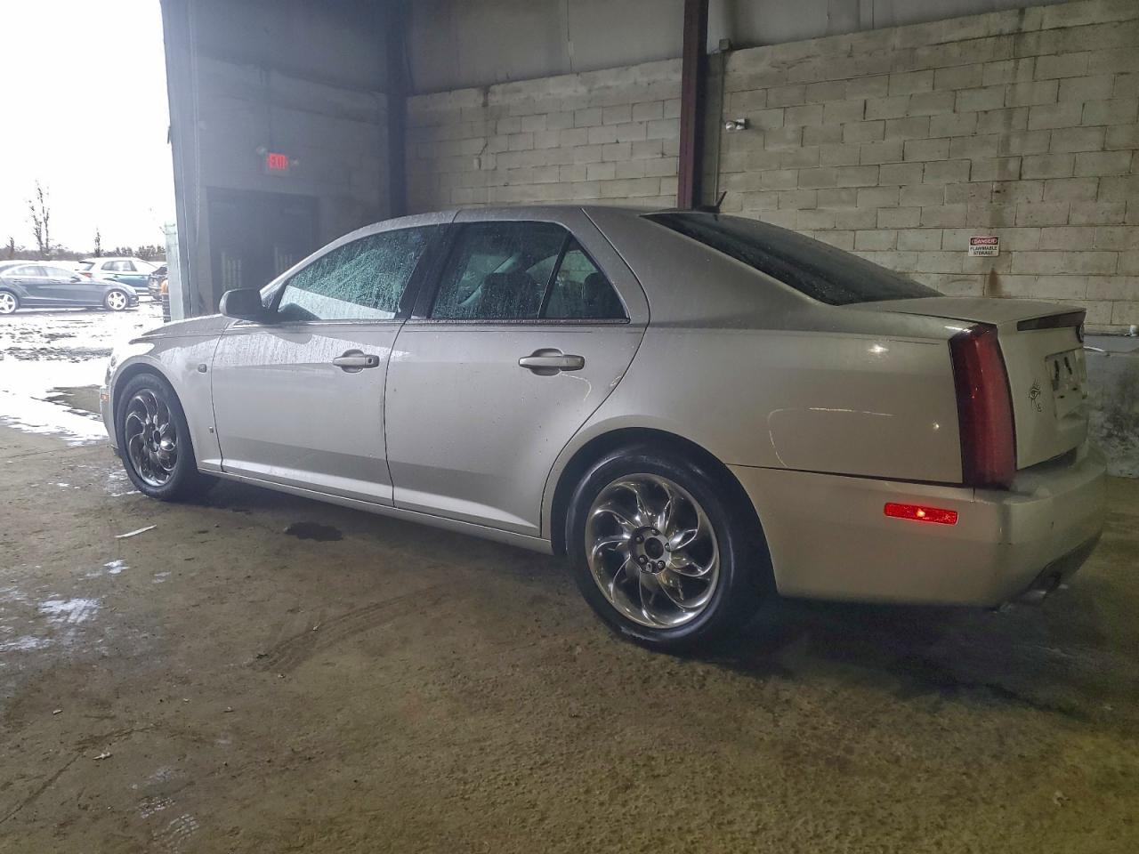 2007 CADILLAC STS photo 3