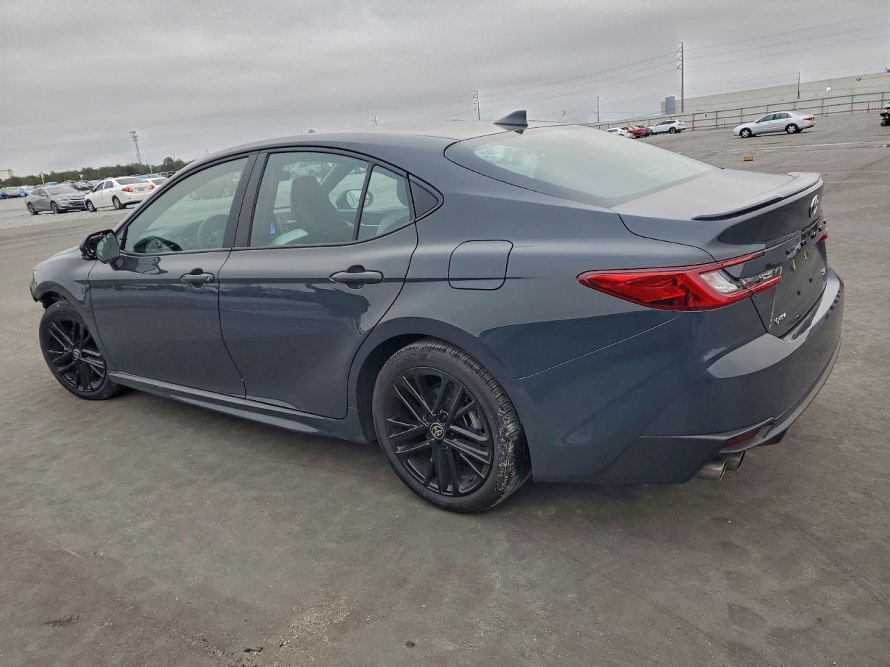 2025 TOYOTA CAMRY XSE photo 3