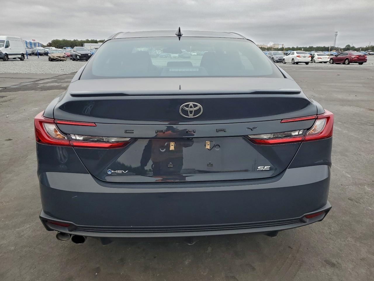 2025 TOYOTA CAMRY XSE photo 11
