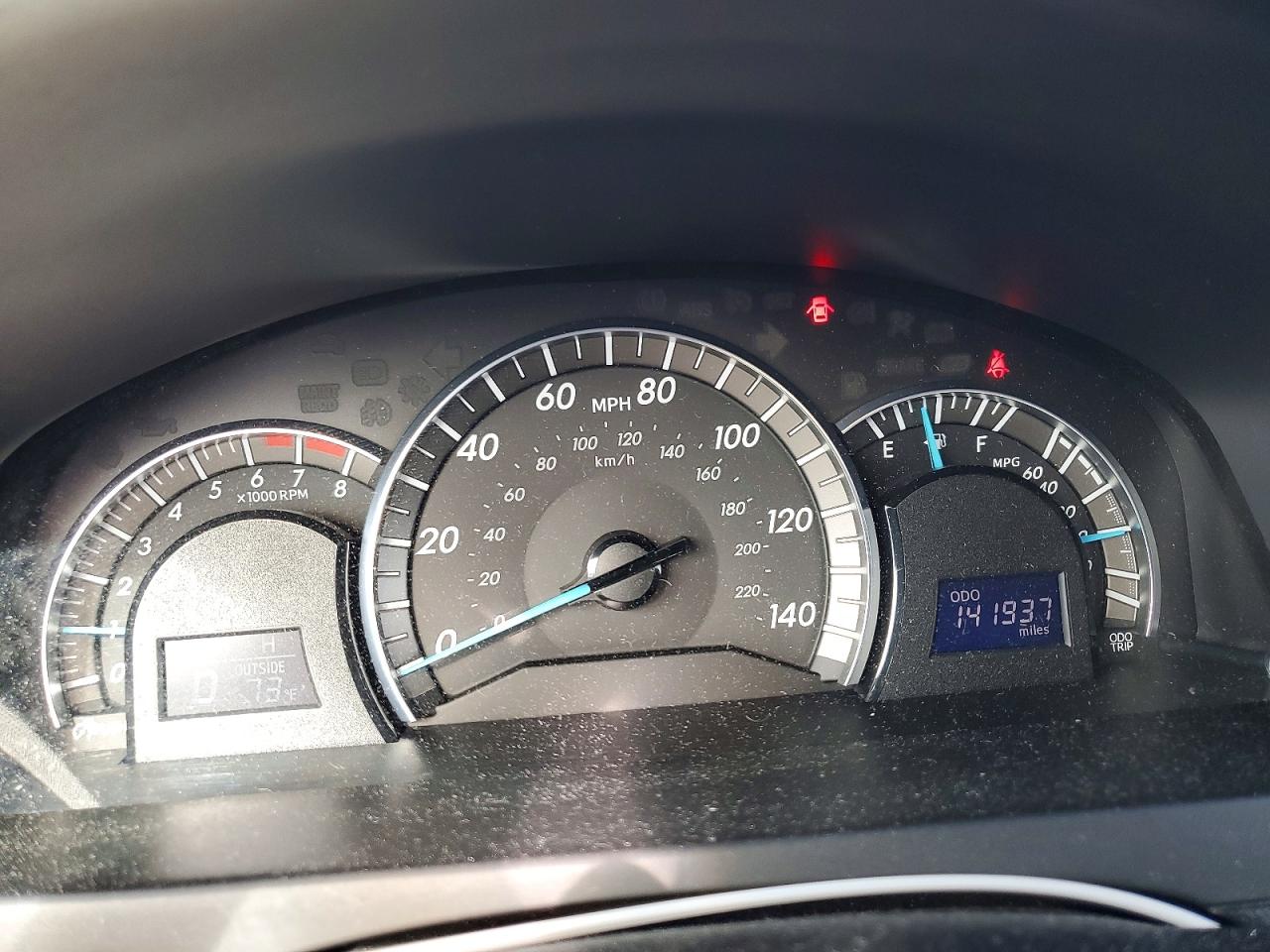 2012 TOYOTA CAMRY SE photo 17