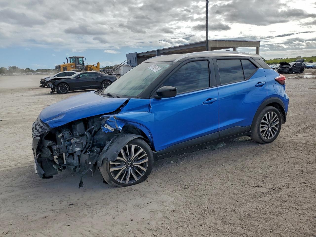2021 NISSAN KICKS