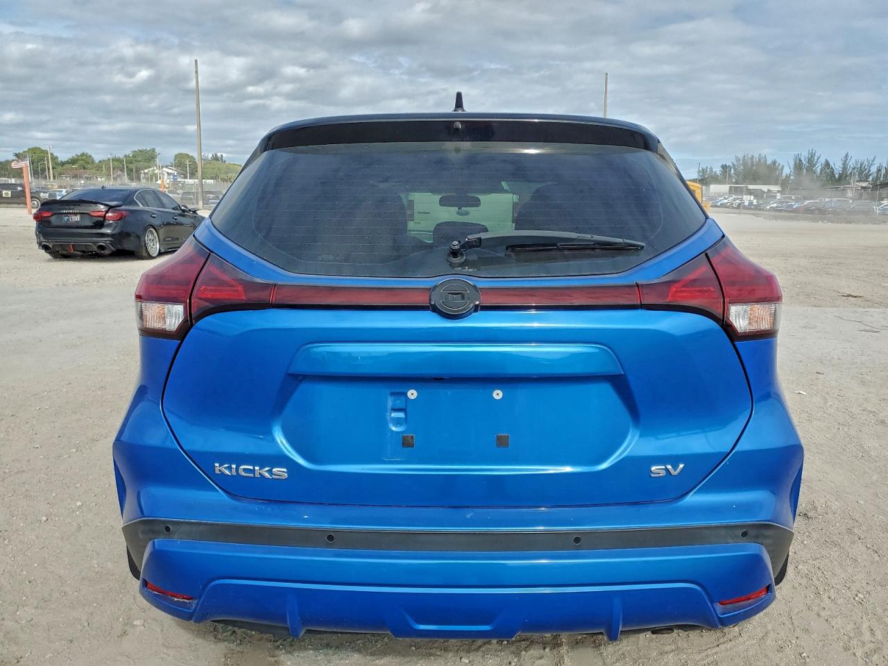 2021 NISSAN KICKS SV photo 11