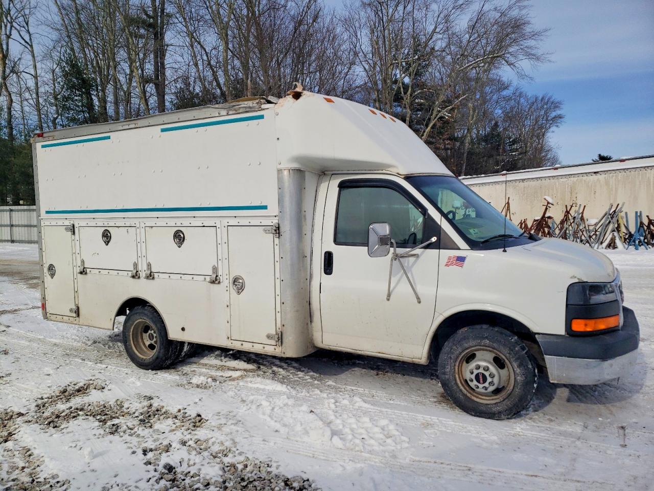 2003 GMC SAVANA CUTAWAY G3500 photo 7