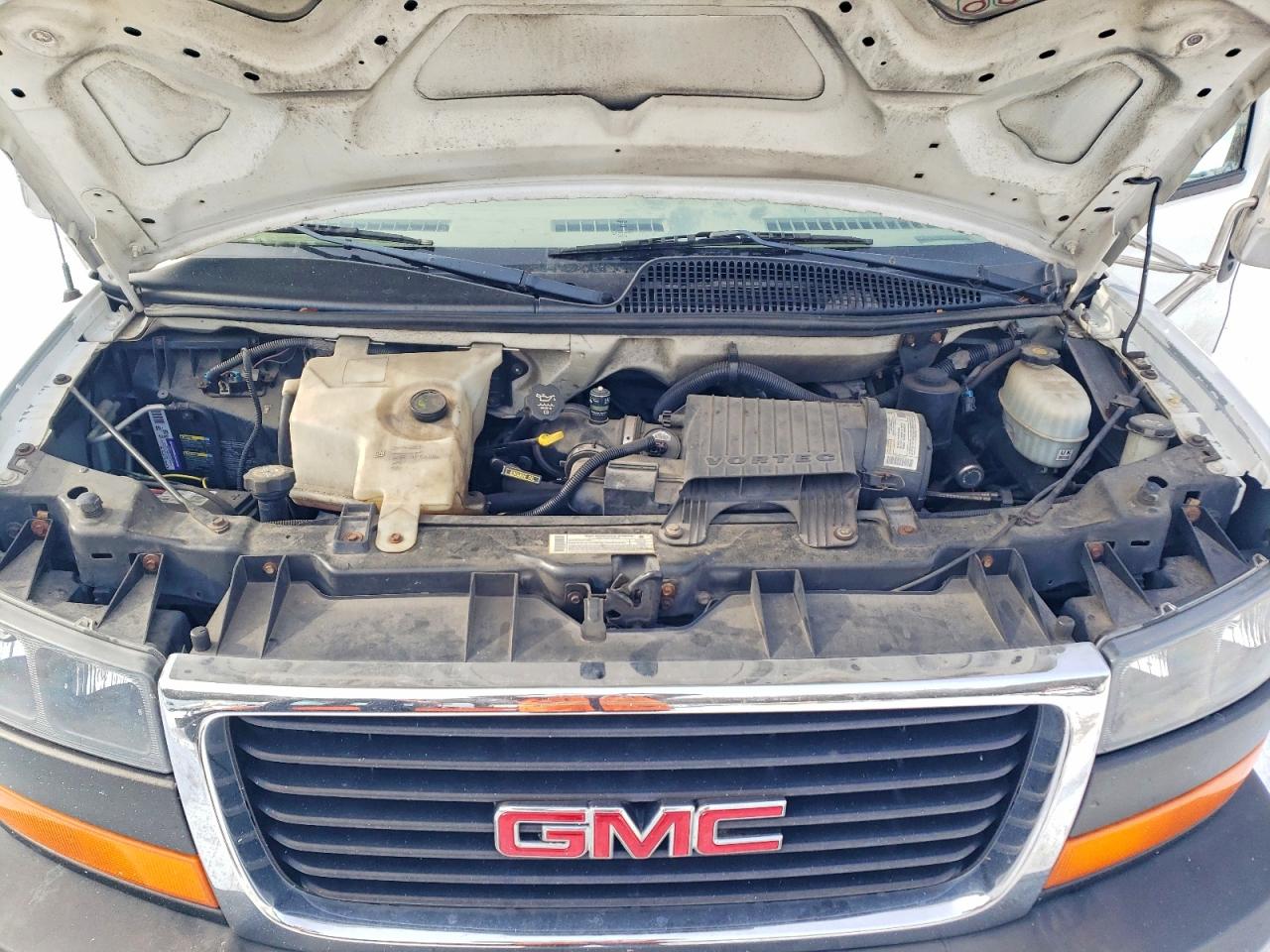 2003 GMC SAVANA CUTAWAY G3500 photo 23