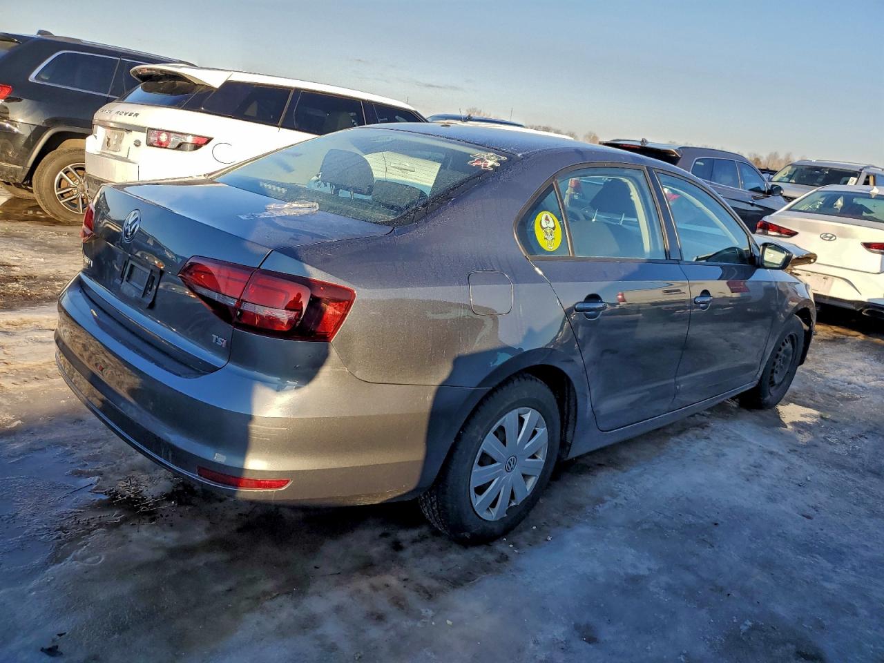 2016 VOLKSWAGEN JETTA S photo 3