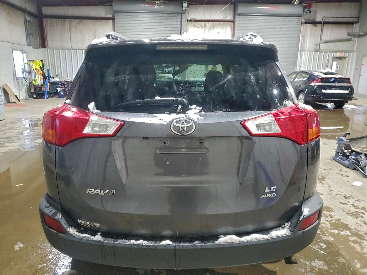 2013 TOYOTA RAV4 LE photo 6
