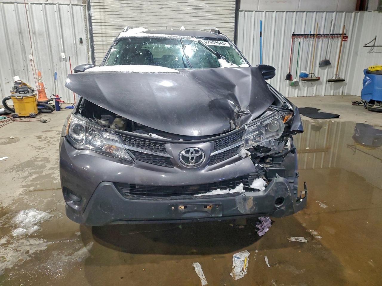 2013 TOYOTA RAV4 LE photo 5